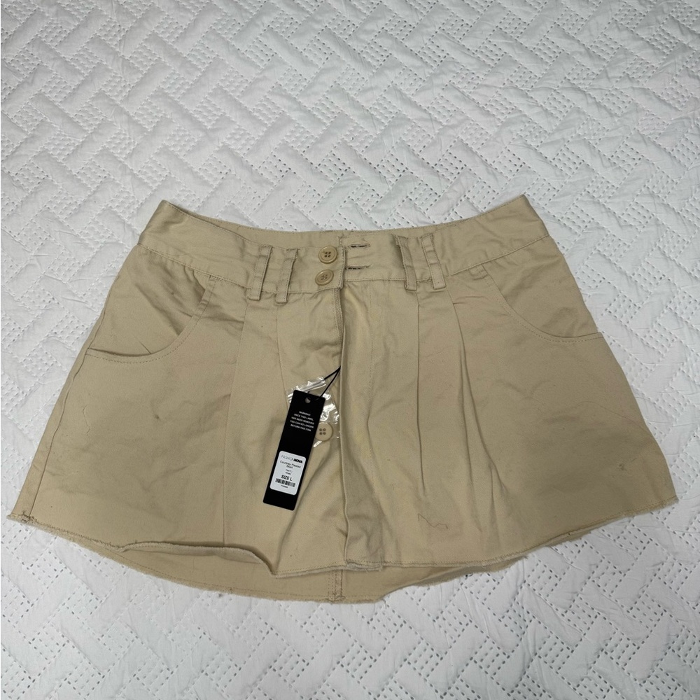 Fashion Nova Beige Pleated Skort